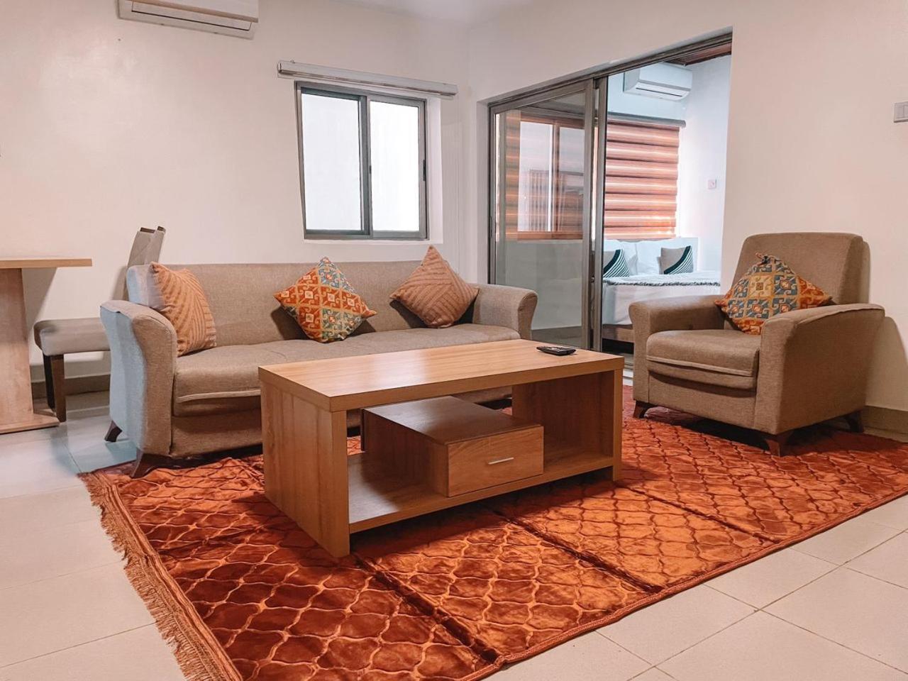 Sky Suites East Legon Accra Exterior photo