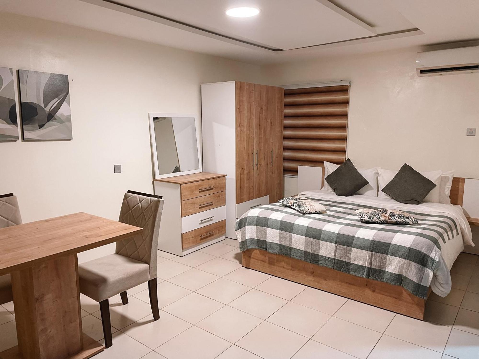 Sky Suites East Legon Accra Exterior photo